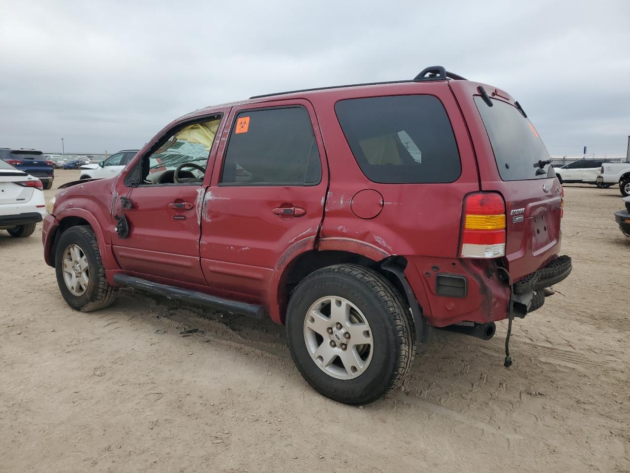 2006 Ford Escape - Image 2
