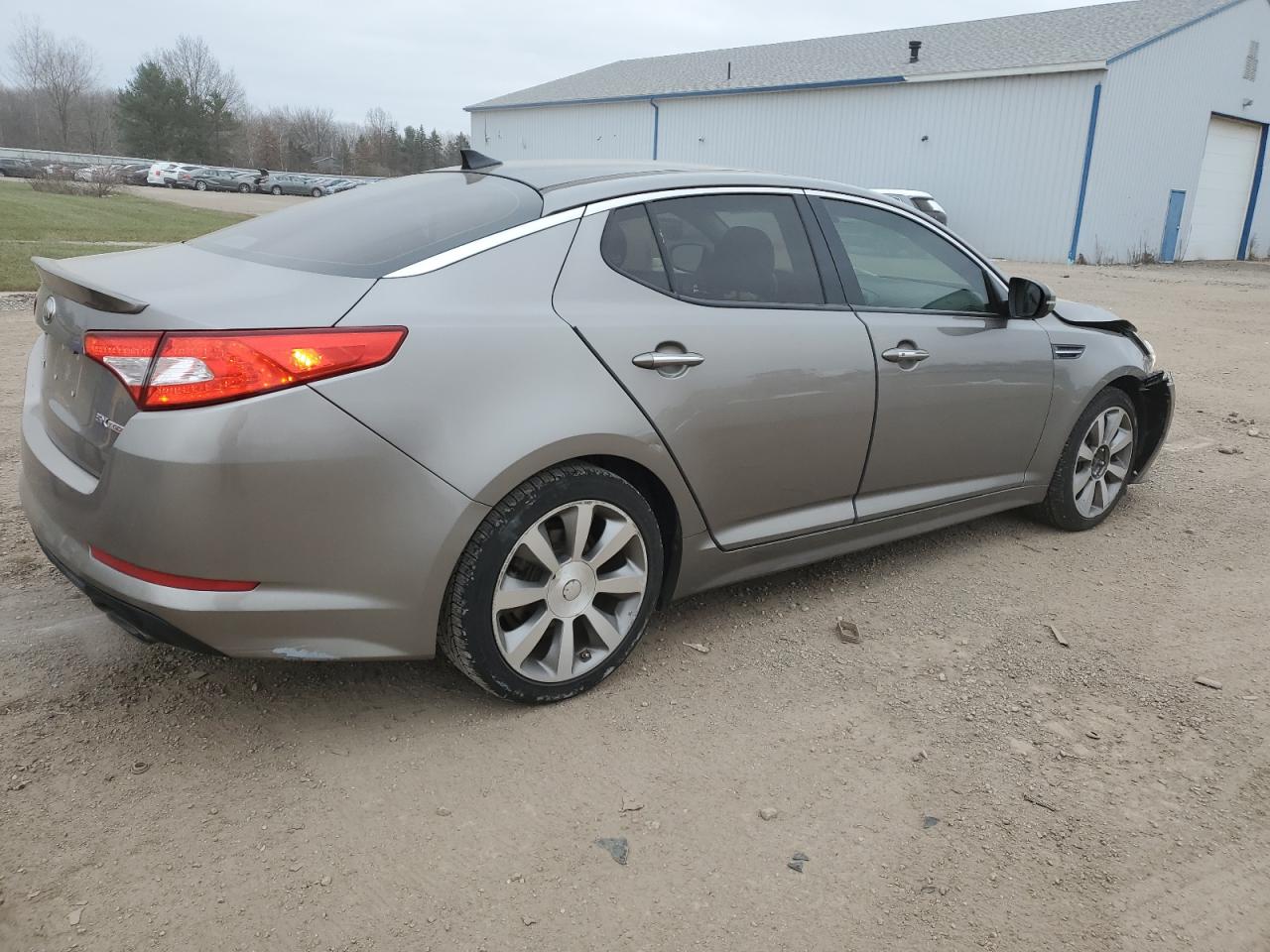 VIN 5XXGR4A65DG217899 2013 KIA OPTIMA no.3