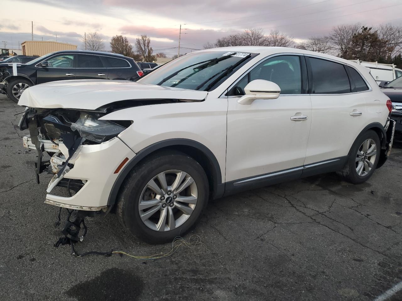 2016 Lincoln MKX - Image 1