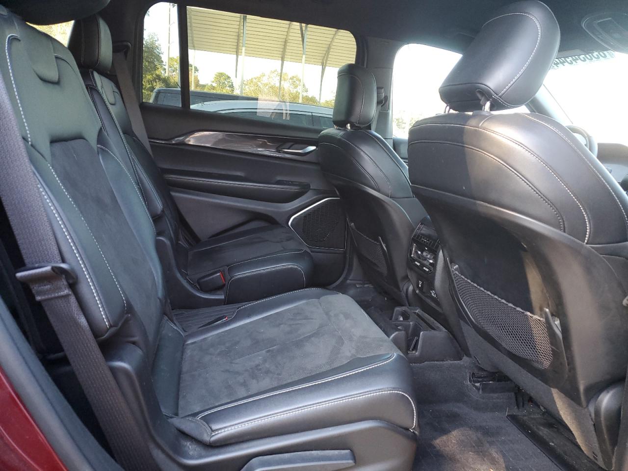 2021 Jeep Grand Cherokee - Image 11