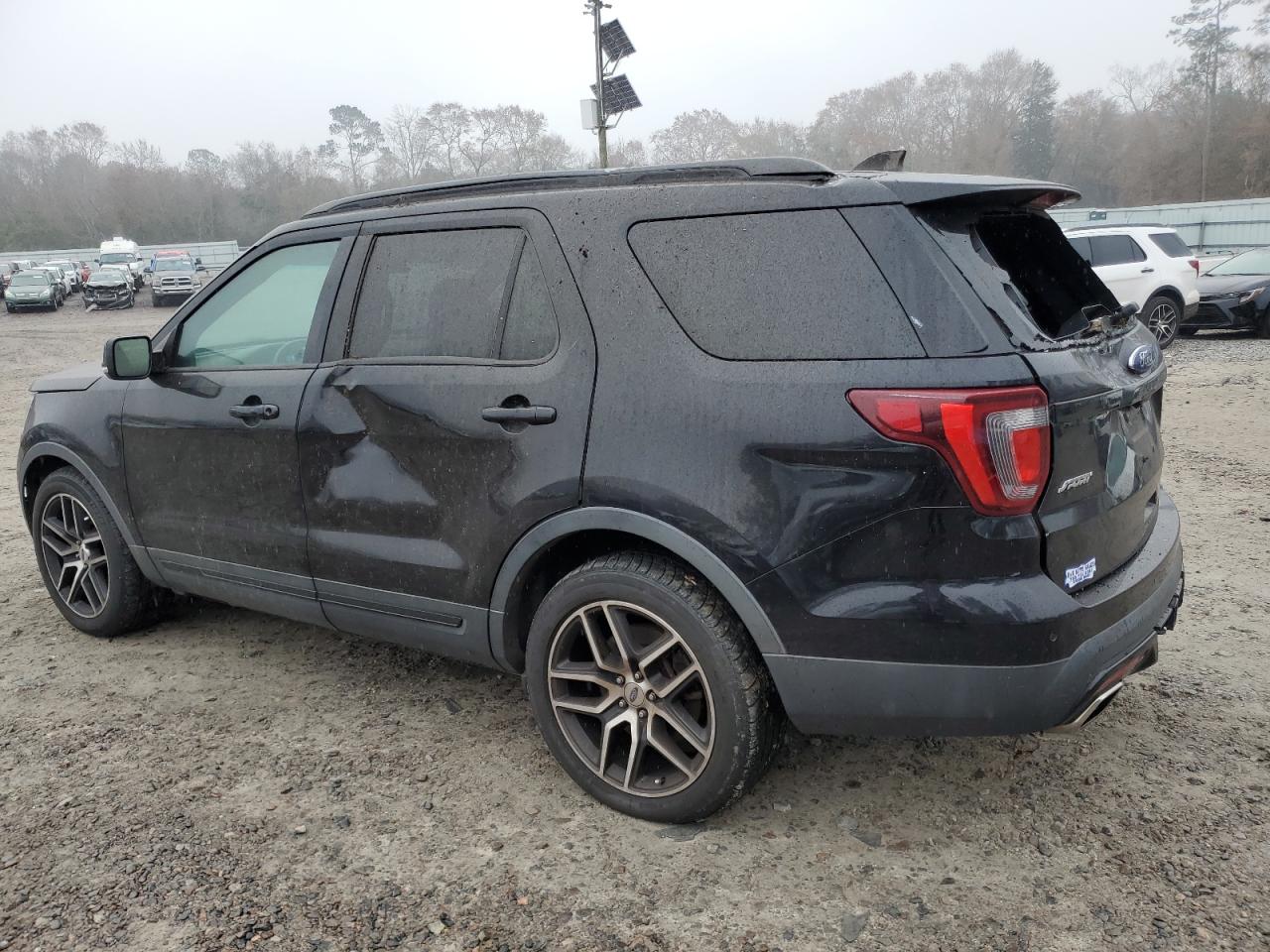 2016 Ford Explorer - Image 2