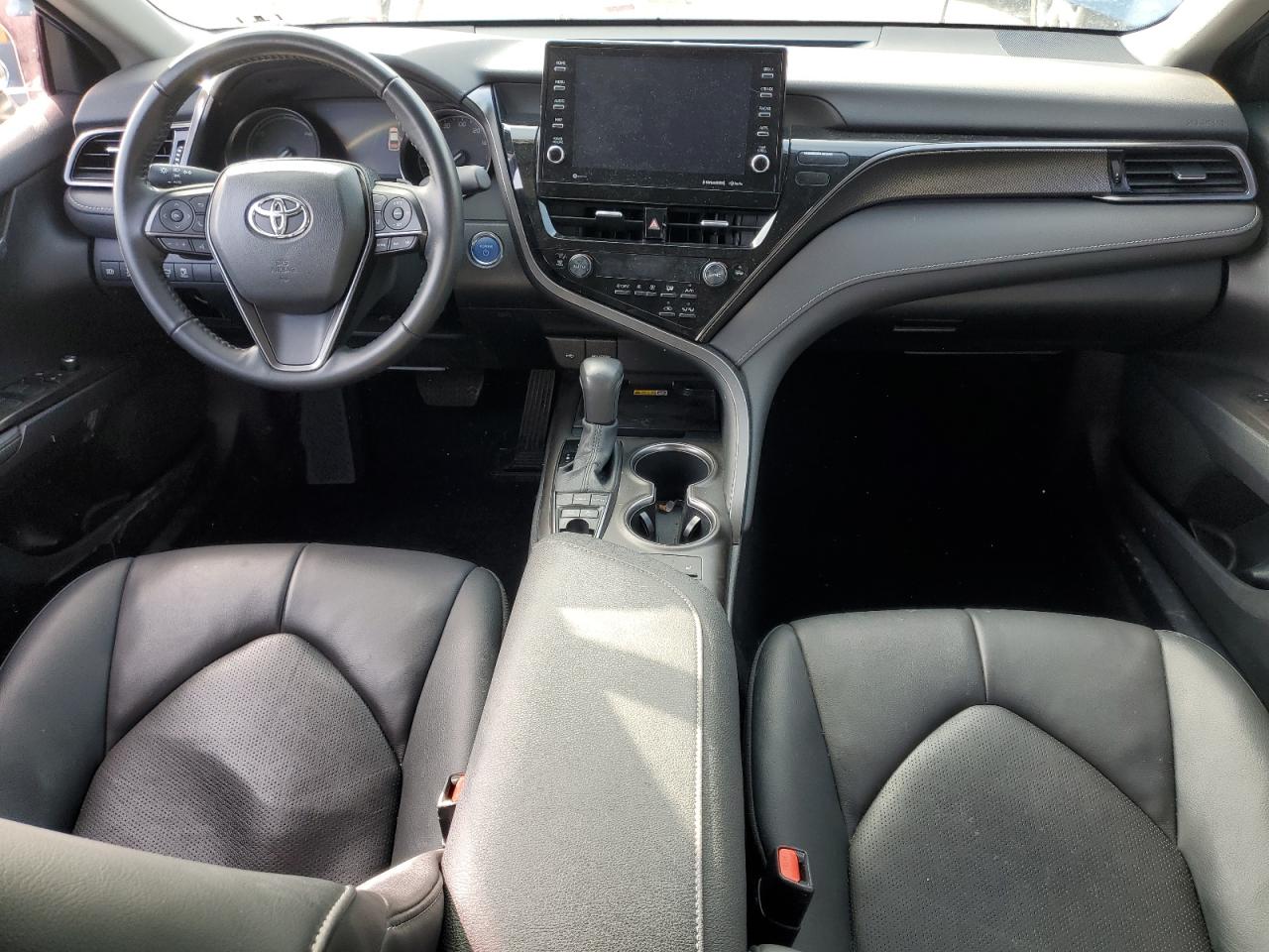 2023 Toyota Camry - Image 8