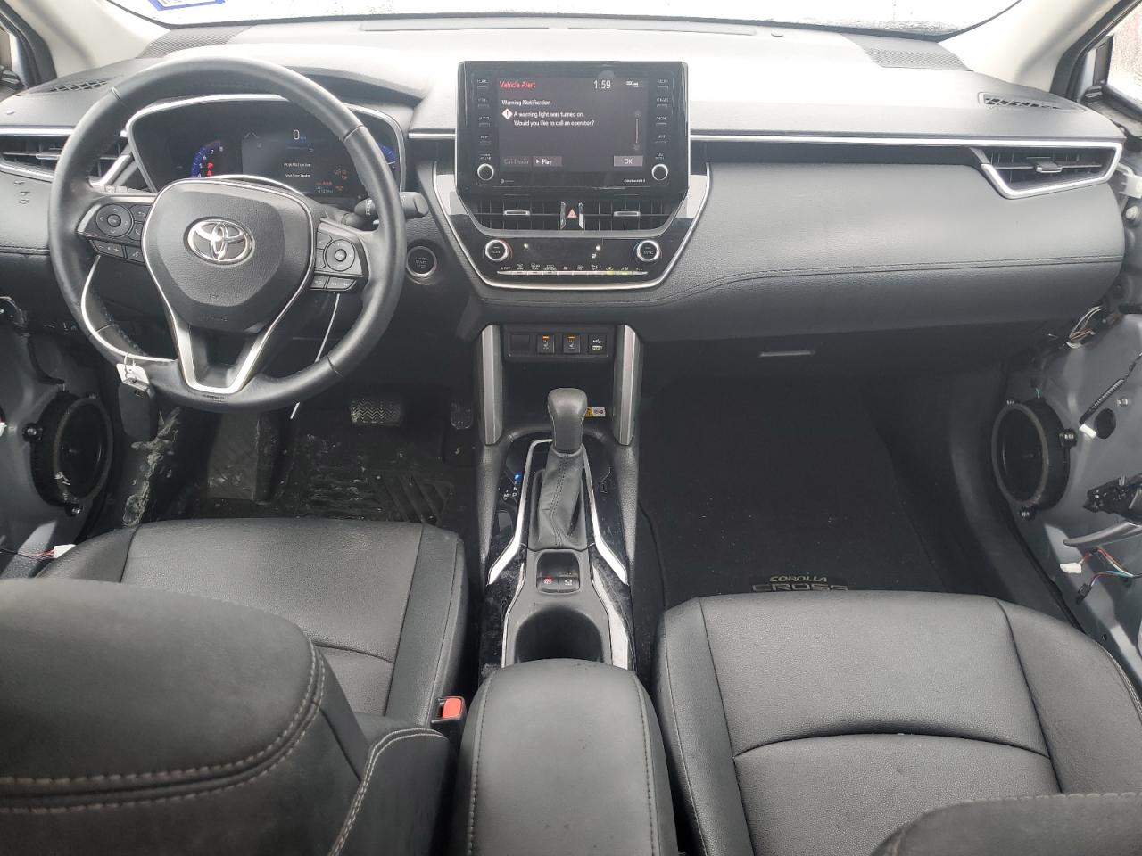 2022 Toyota Corolla Cross - Image 8