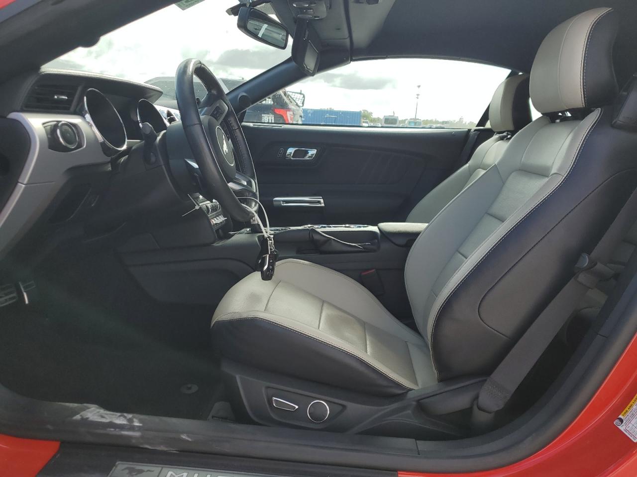 2017 Ford Mustang - Image 7