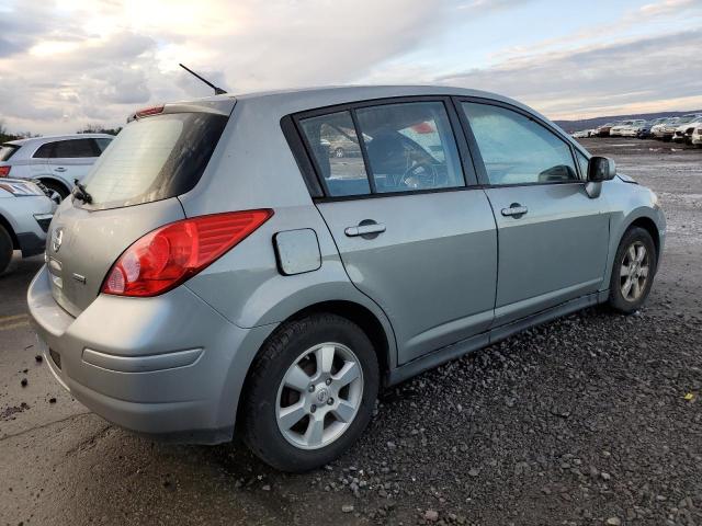  NISSAN VERSA 2012 Сріблястий