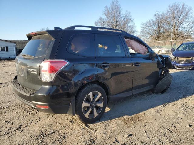  SUBARU FORESTER 2017 Czarny