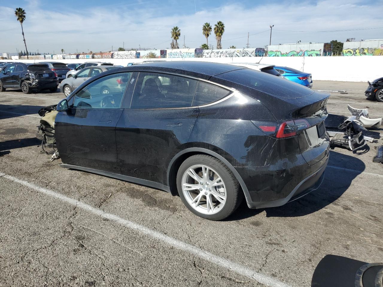 VIN 7SAYGDEEXPA060227 2023 TESLA MODEL Y no.2