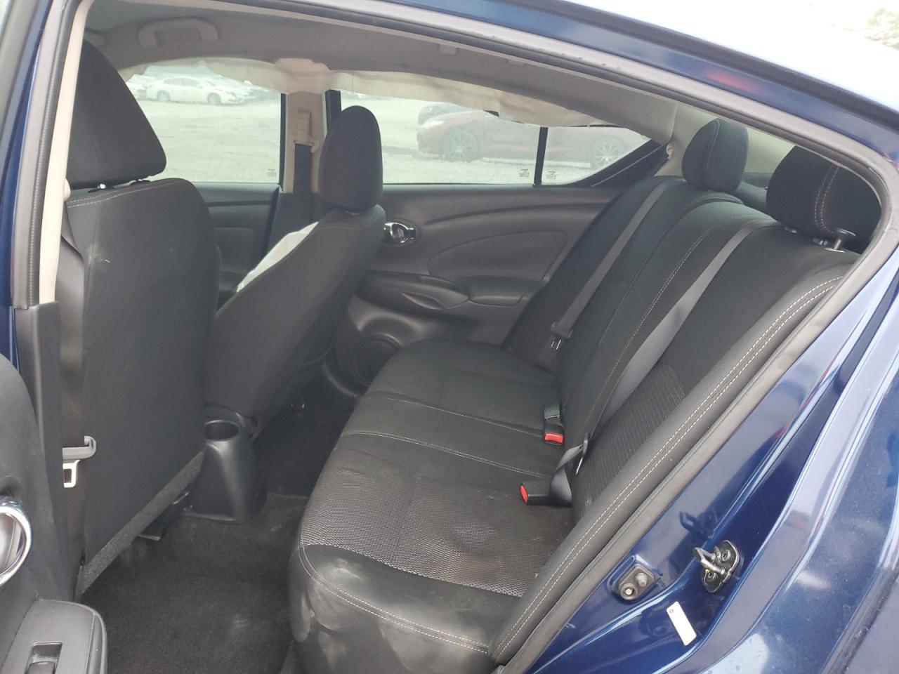 2019 Nissan Versa - Image 10