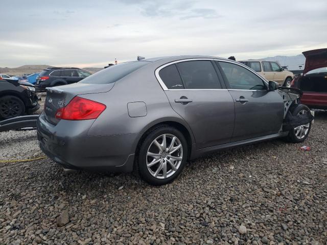  INFINITI G37 2013 Серебристый