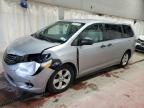 2016 Toyota Sienna  на продаже в Angola, NY - Front End