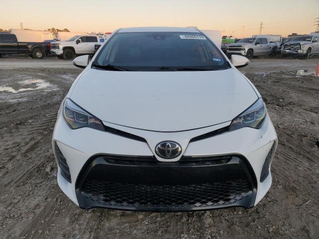 Седаны TOYOTA COROLLA 2017 Белый