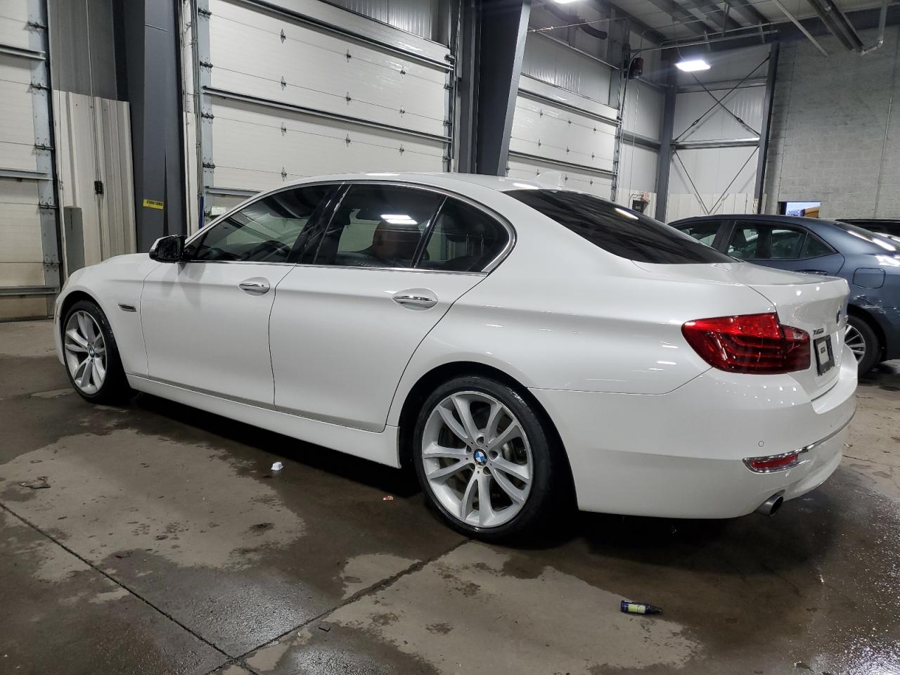 VIN WBA5B3C56GG257204 2016 BMW 5 SERIES no.2