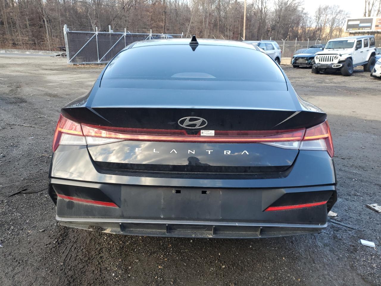 2024 Hyundai Elantra - Image 6