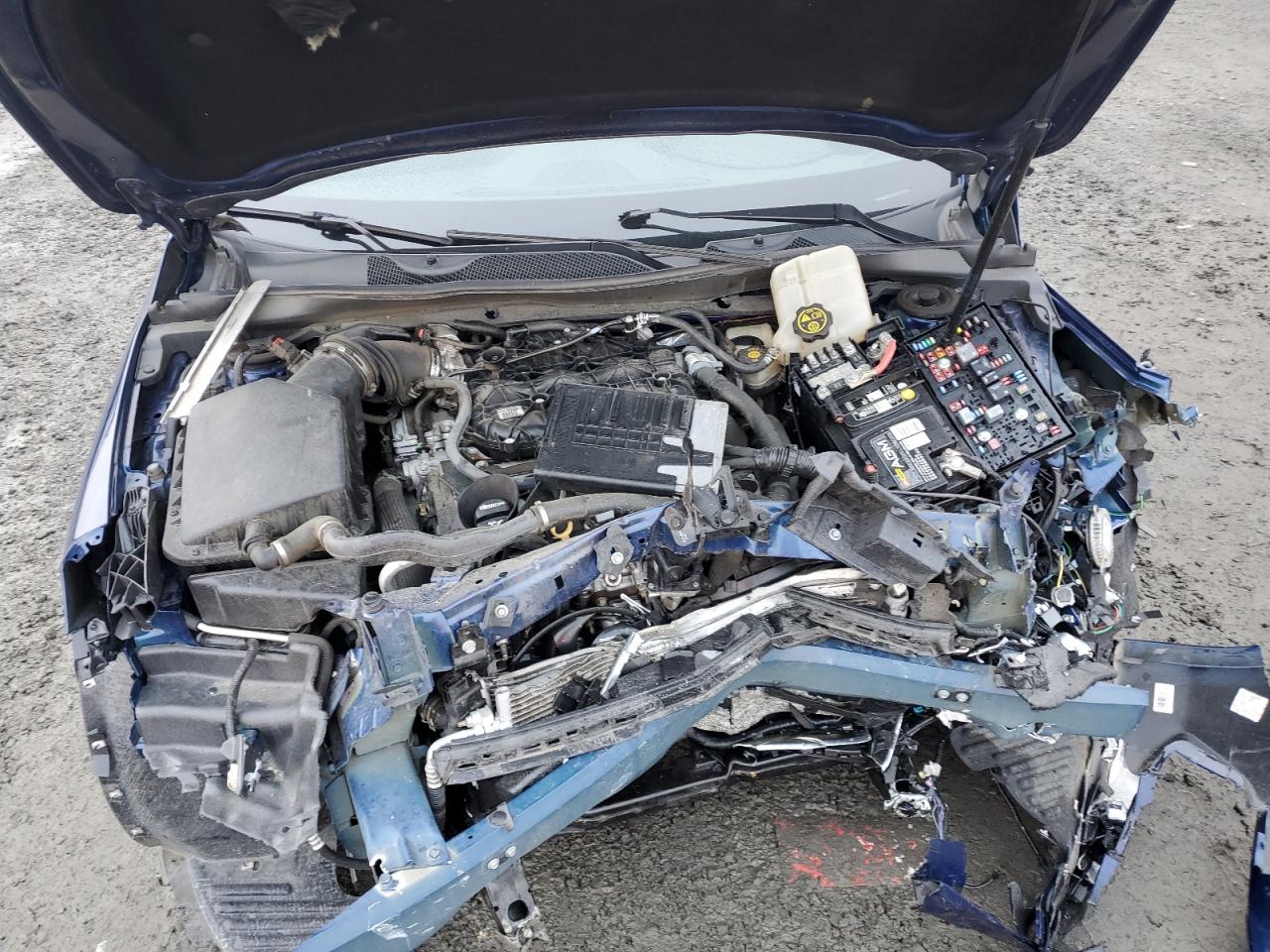 2014 Chevrolet Impala - Image 11
