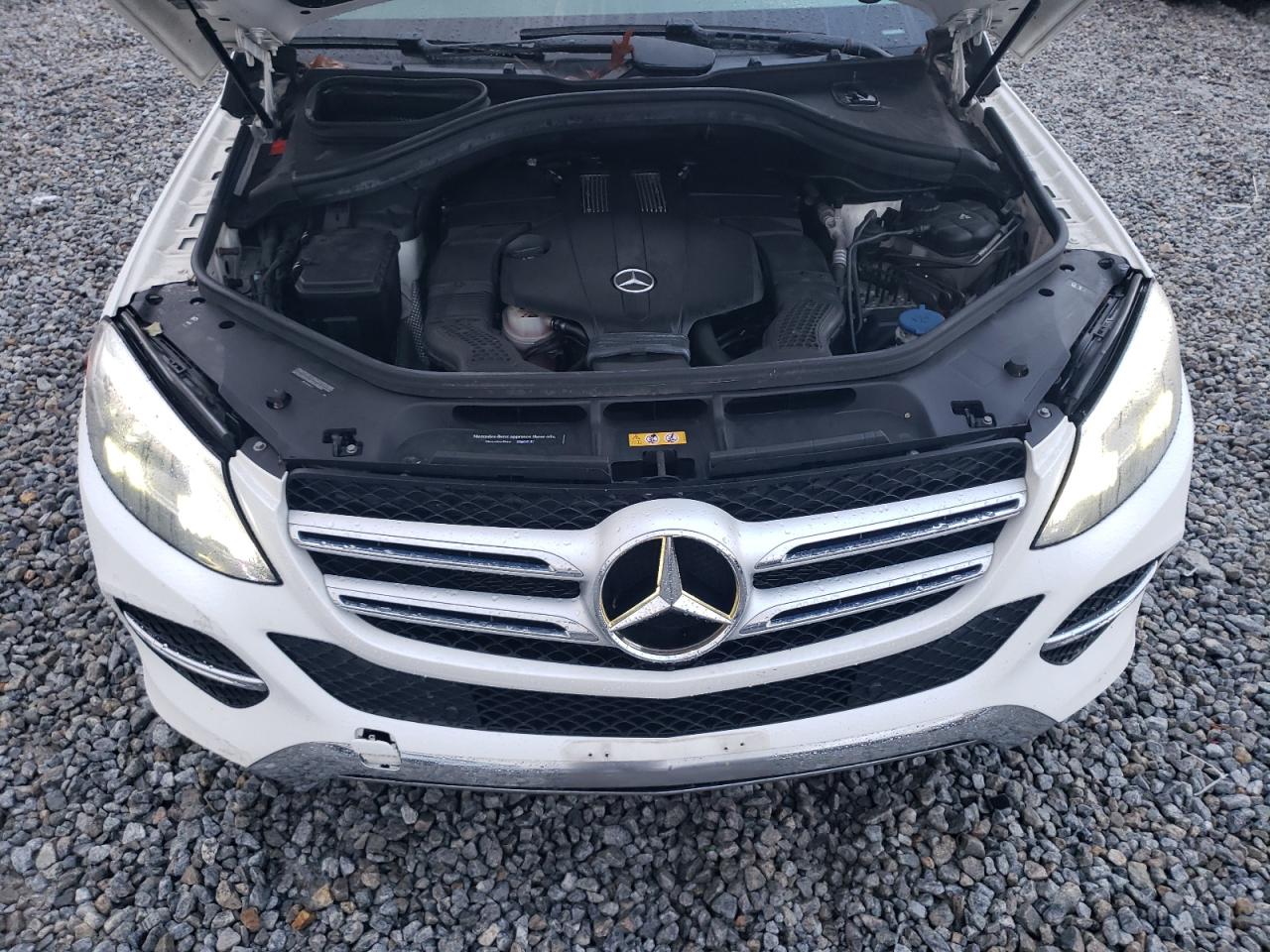 2019 Mercedes-Benz GLE - Image 12