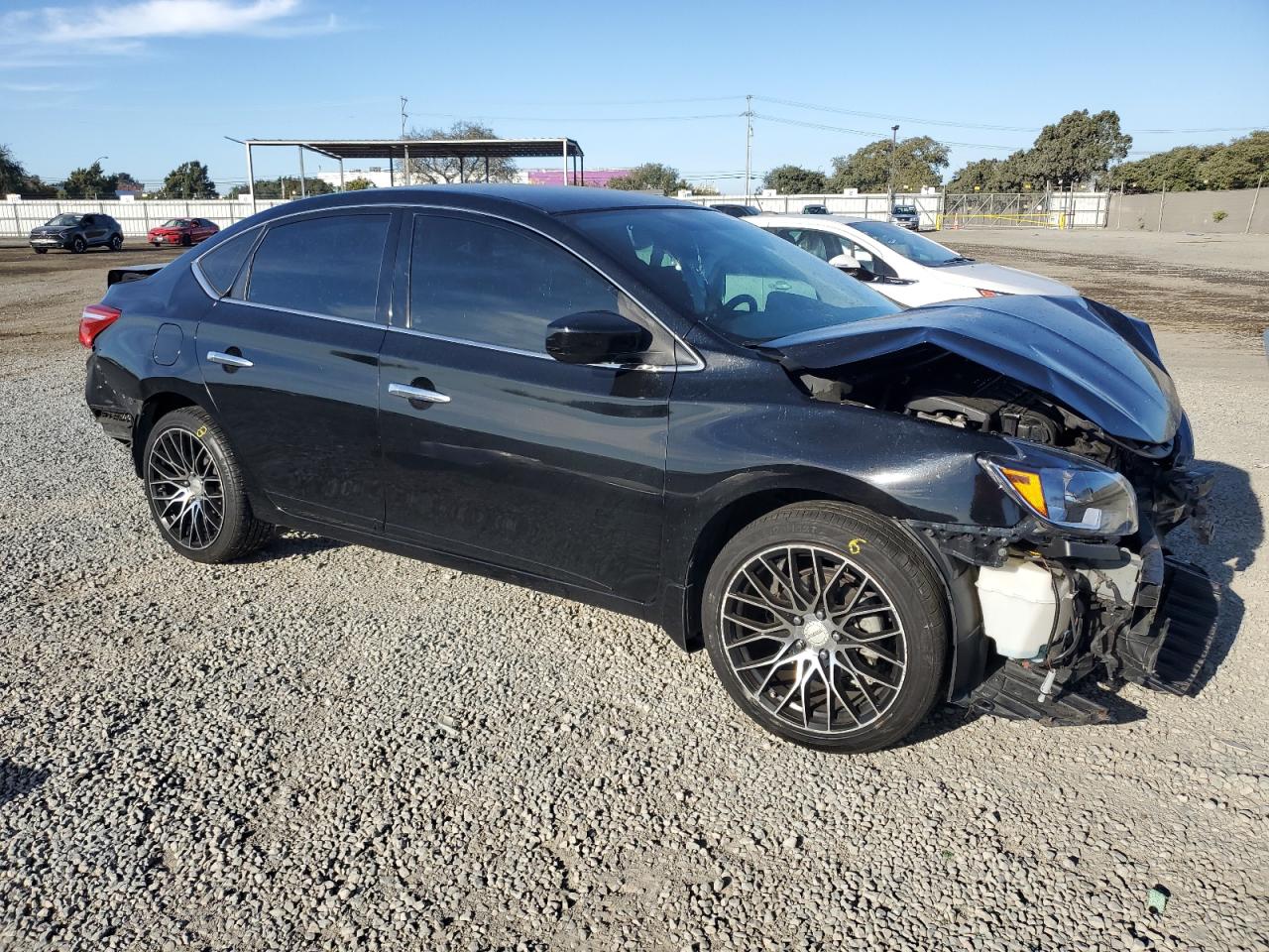 2016 Nissan Sentra - Image 4