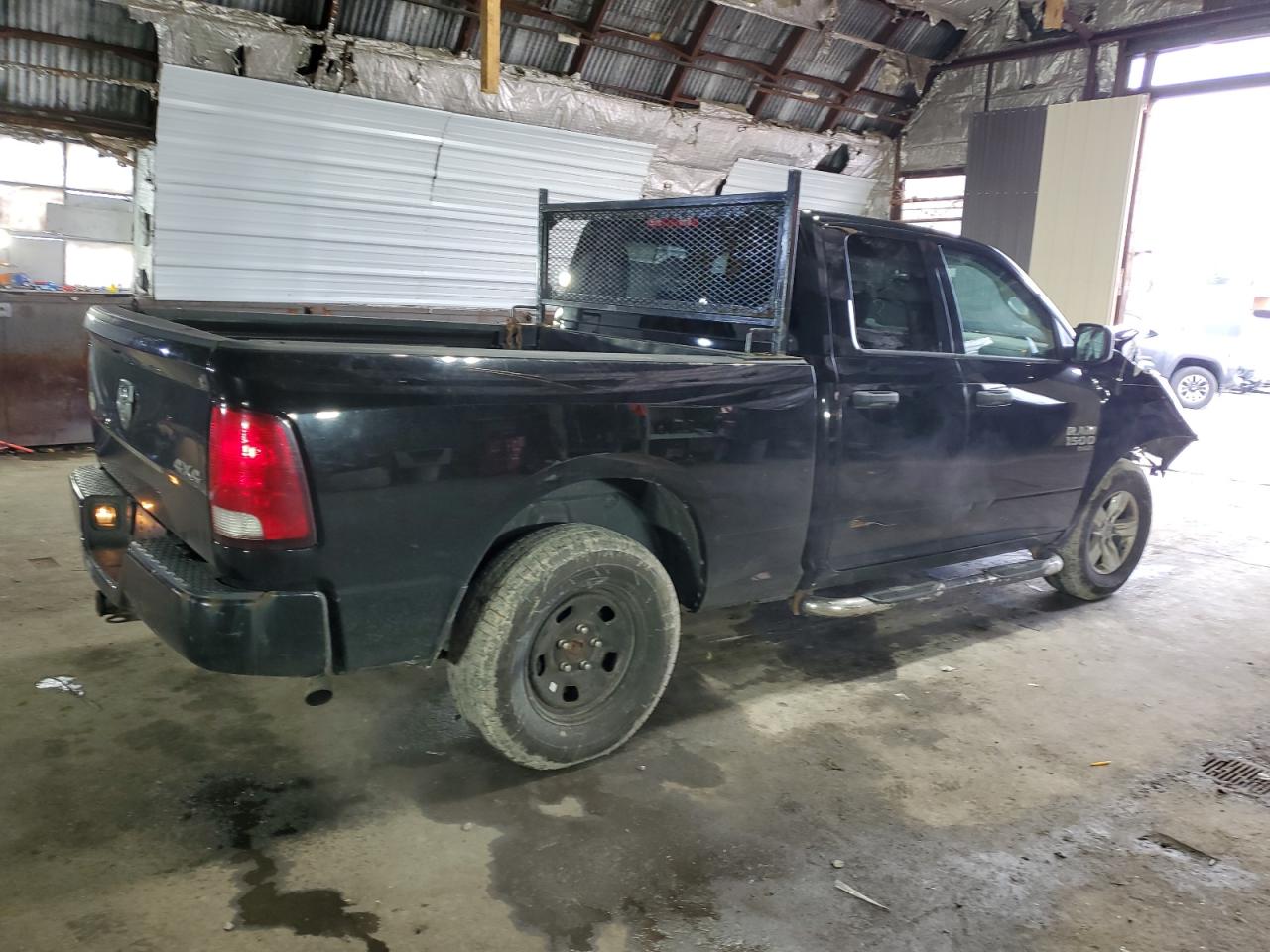 VIN 1C6RR7FG8KS640028 2019 RAM 1500 no.3