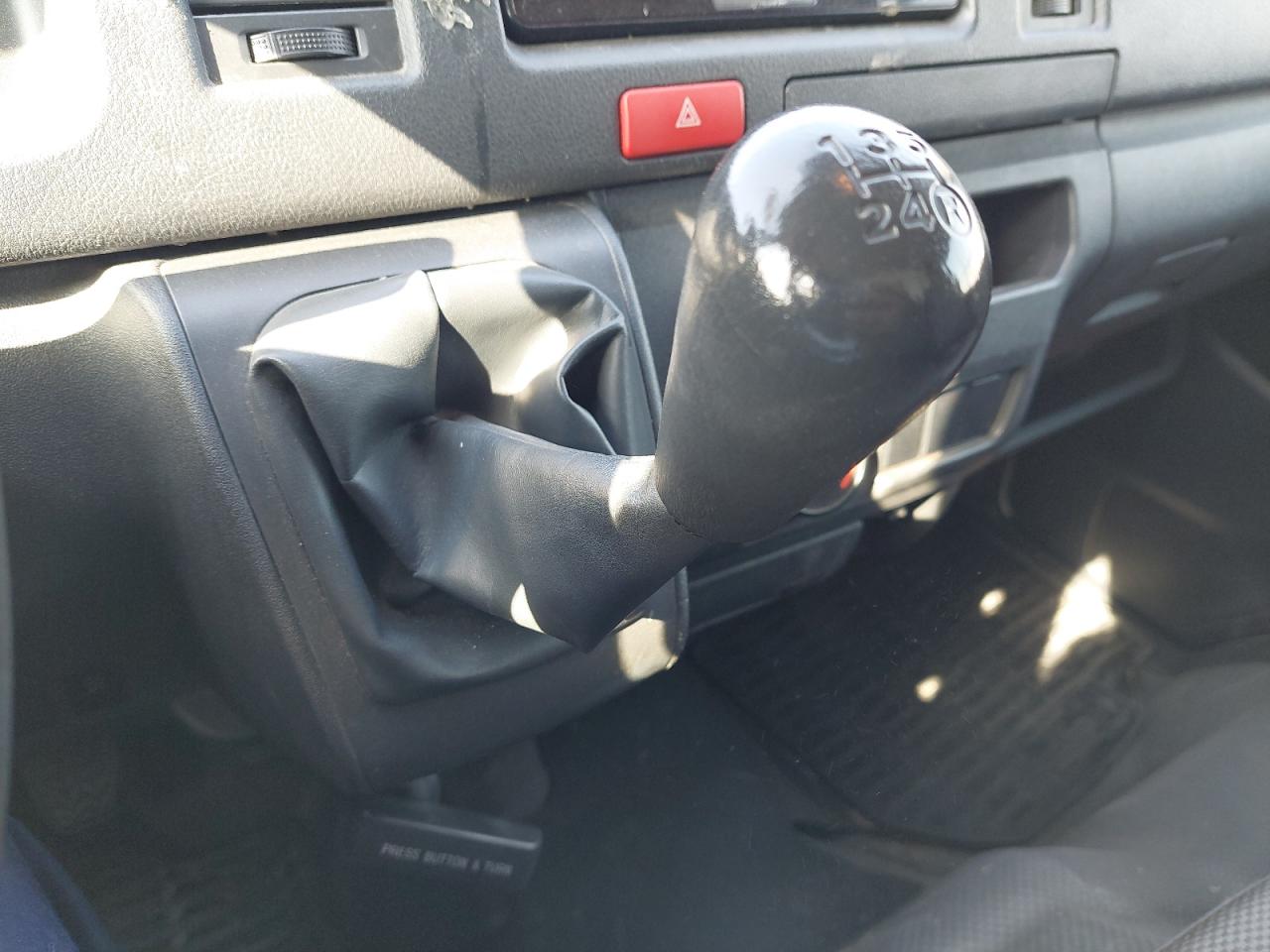 JTFHX02P3P0130042 - 2023 TOYOTA HIACE - #86465944