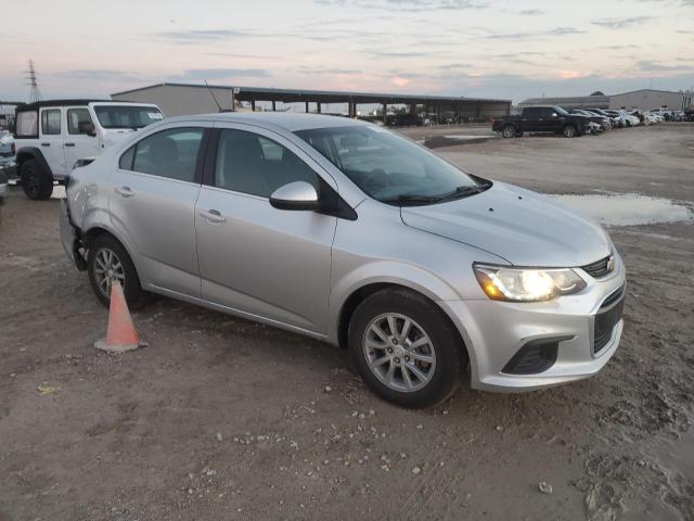  CHEVROLET SONIC 2017 Srebrny