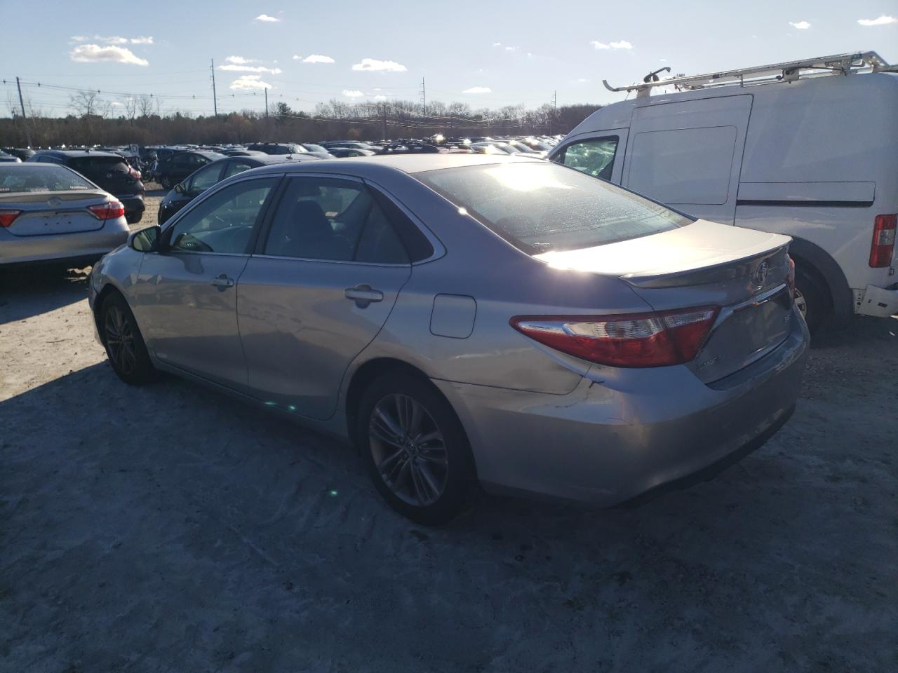 VIN 4T1BF1FK8FU035405 2015 TOYOTA CAMRY no.2