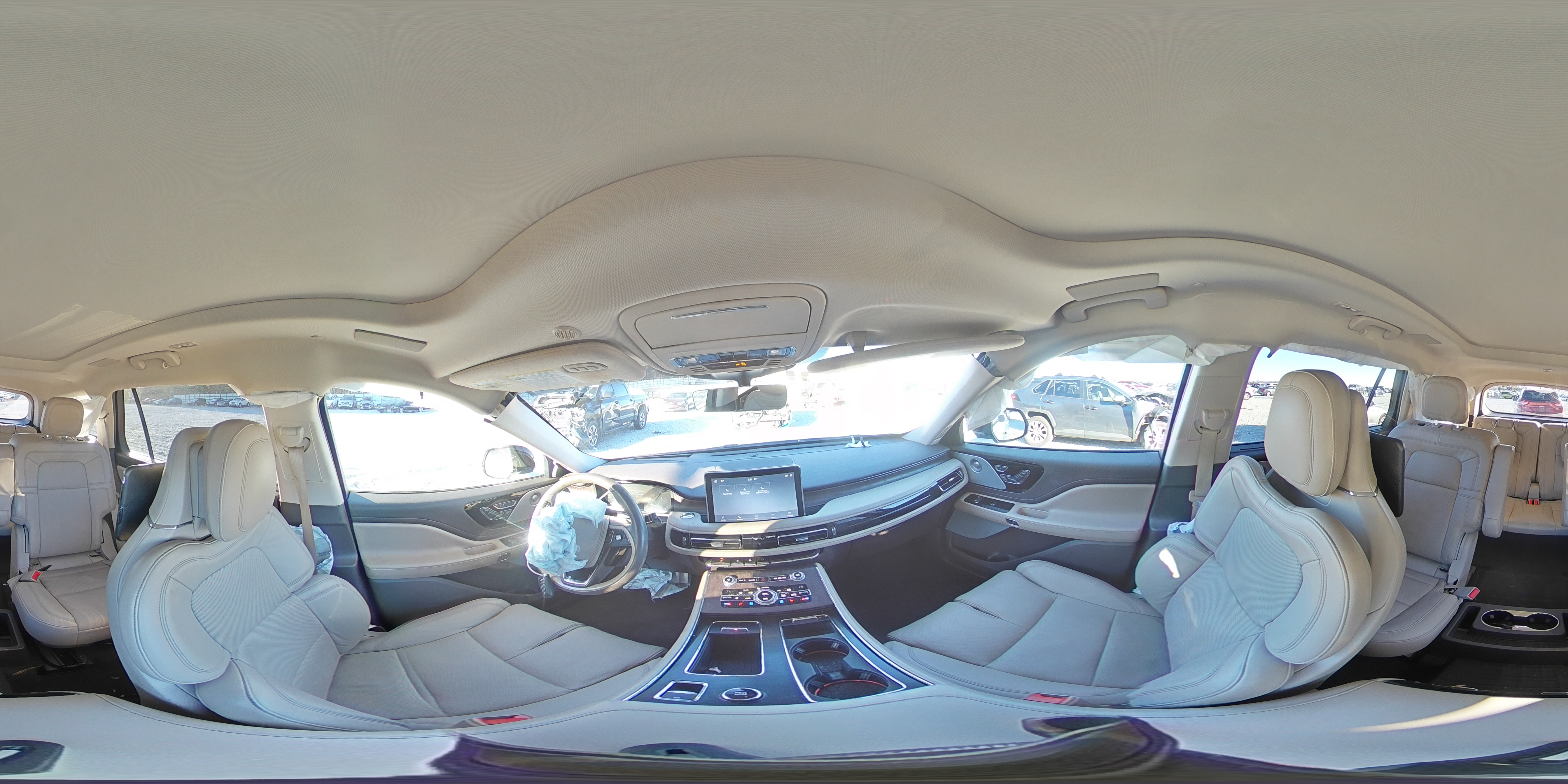 2020 Lincoln Aviator - Image 14