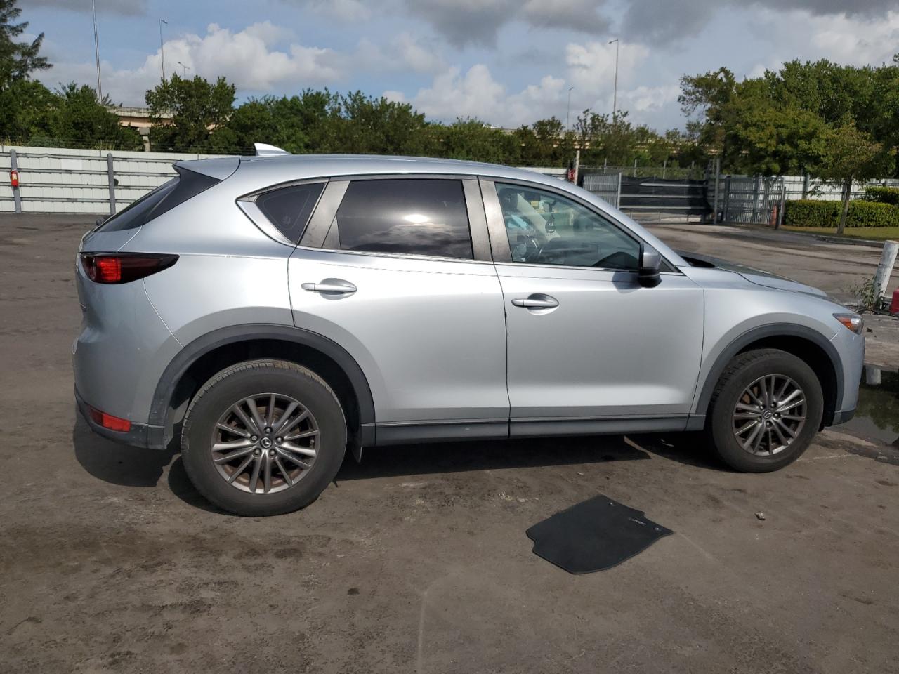 2018 Mazda CX-5 - Image 3