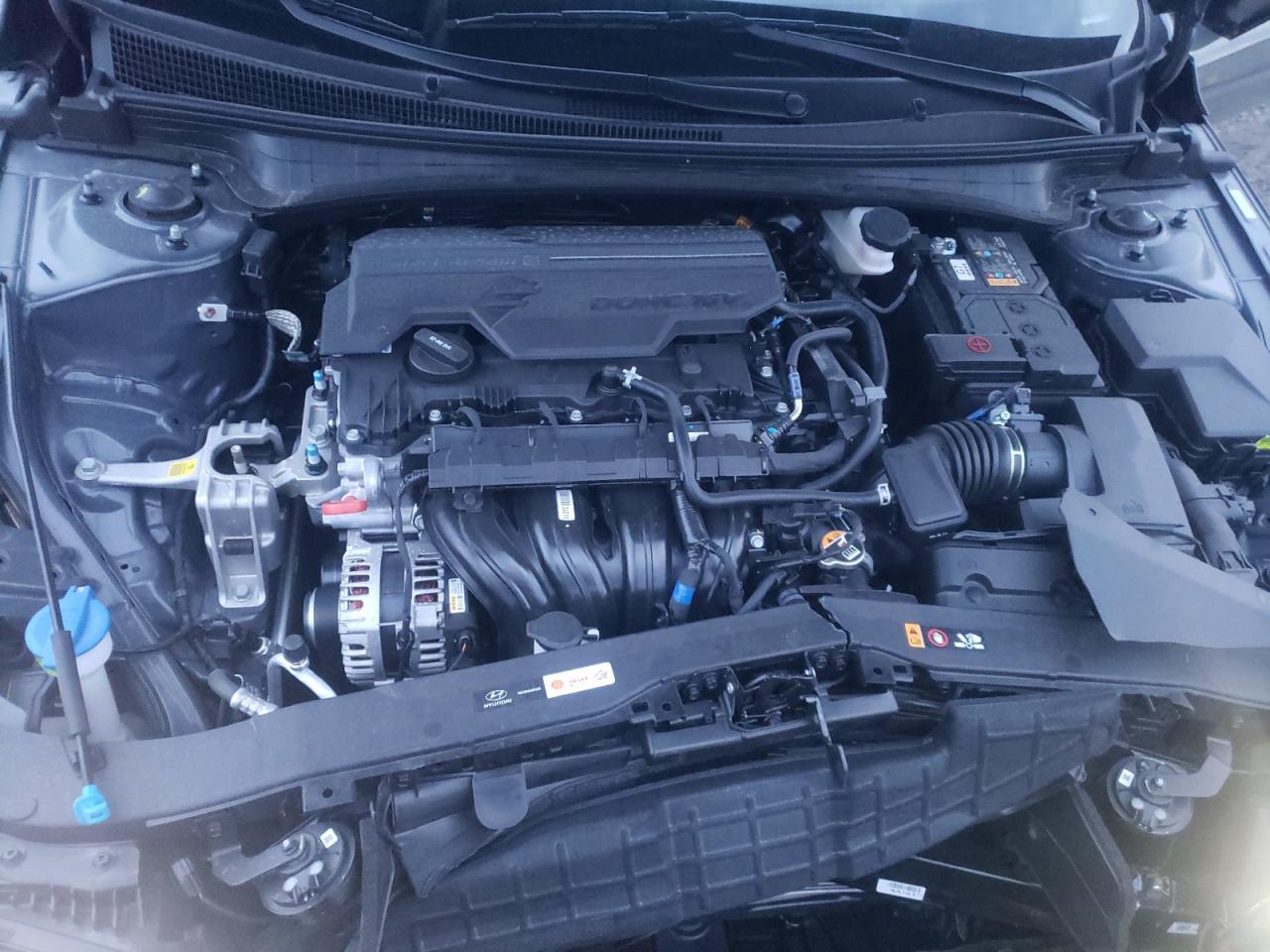2024 Hyundai Elantra - Image 11
