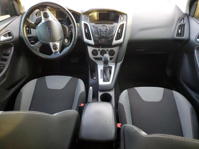  FORD FOCUS 2014 Czerwony