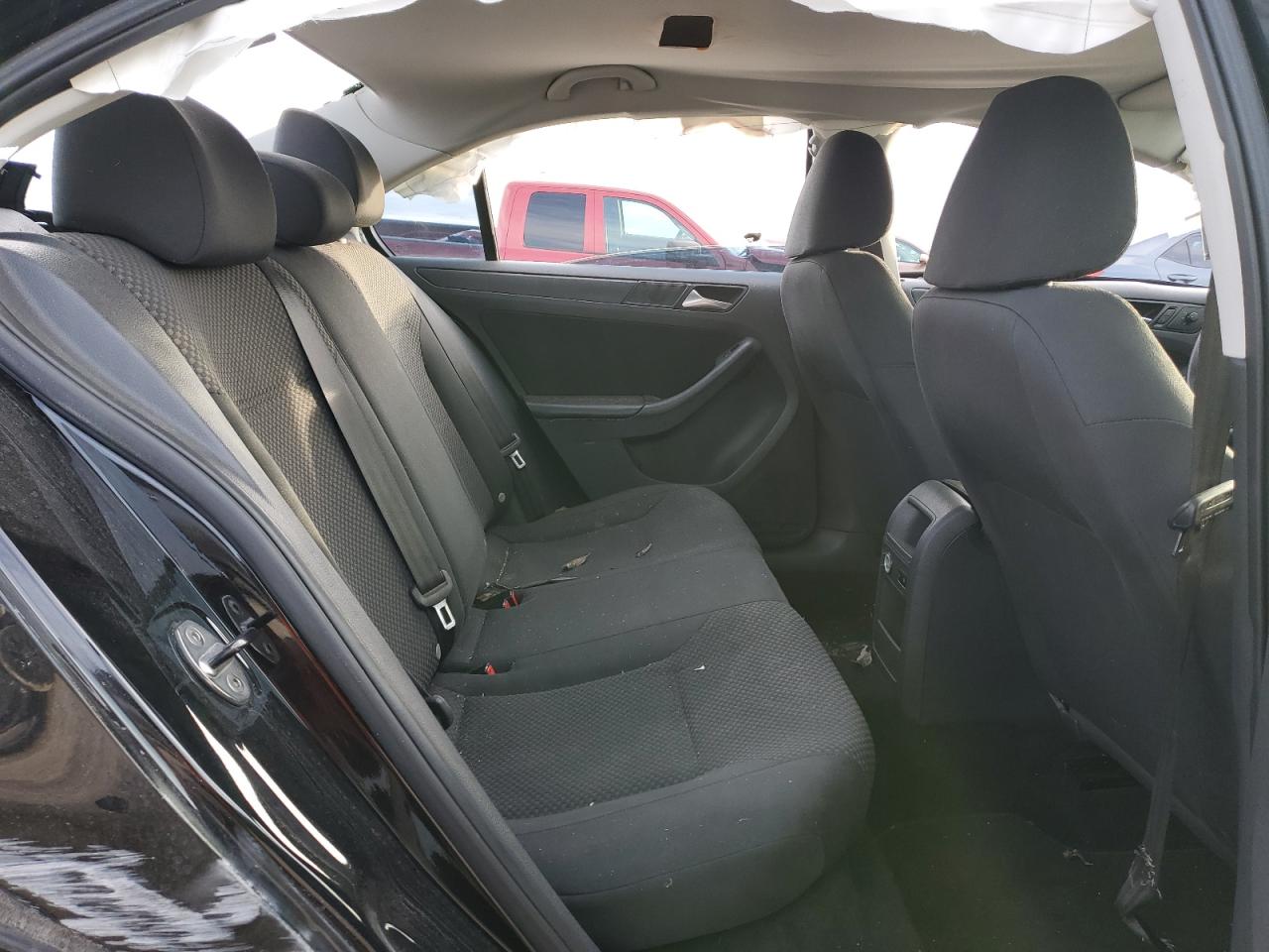 2014 Volkswagen Jetta - Image 10