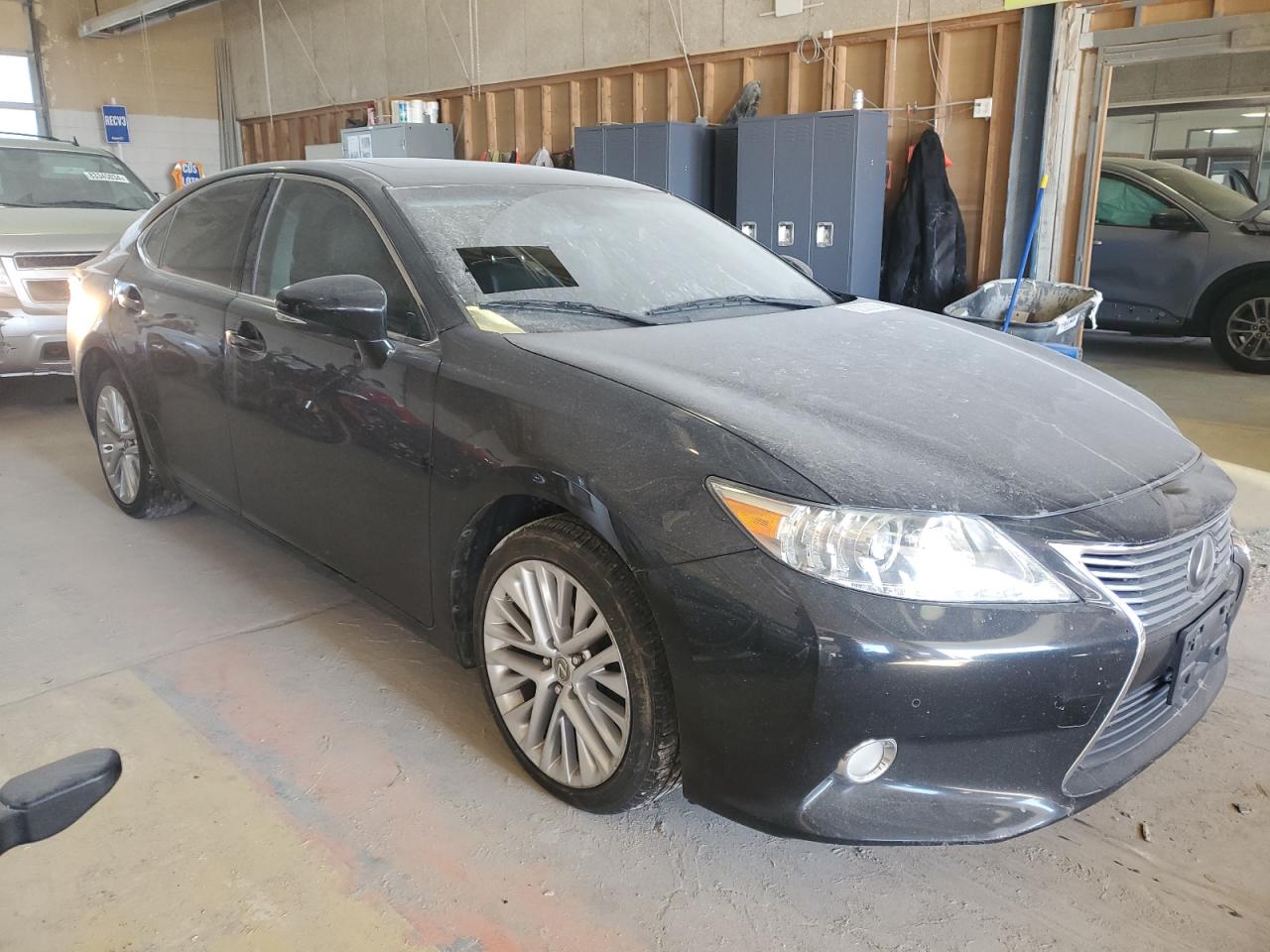 2013 Lexus ES - Image 4