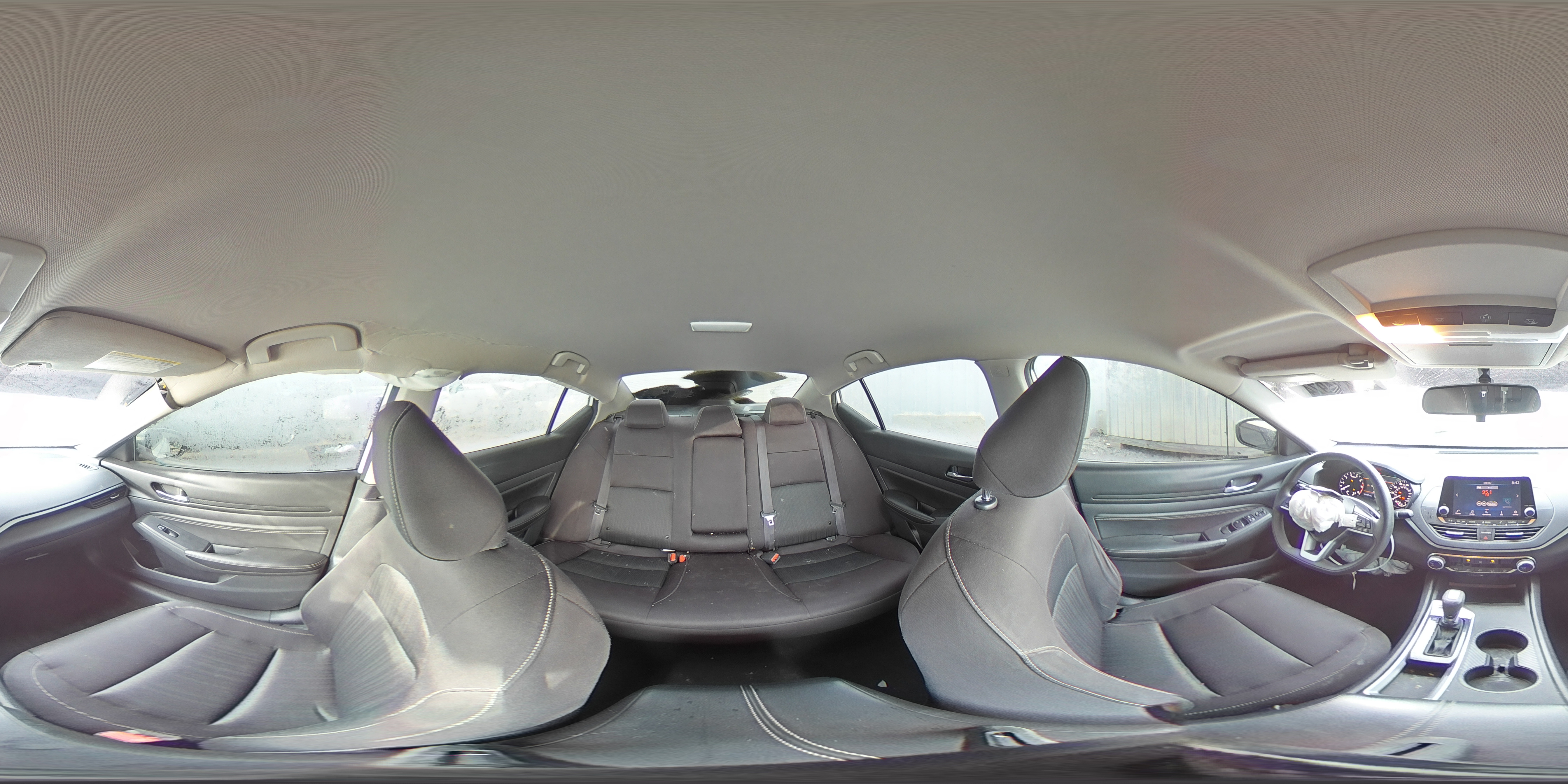 2020 Nissan Altima - Image 15