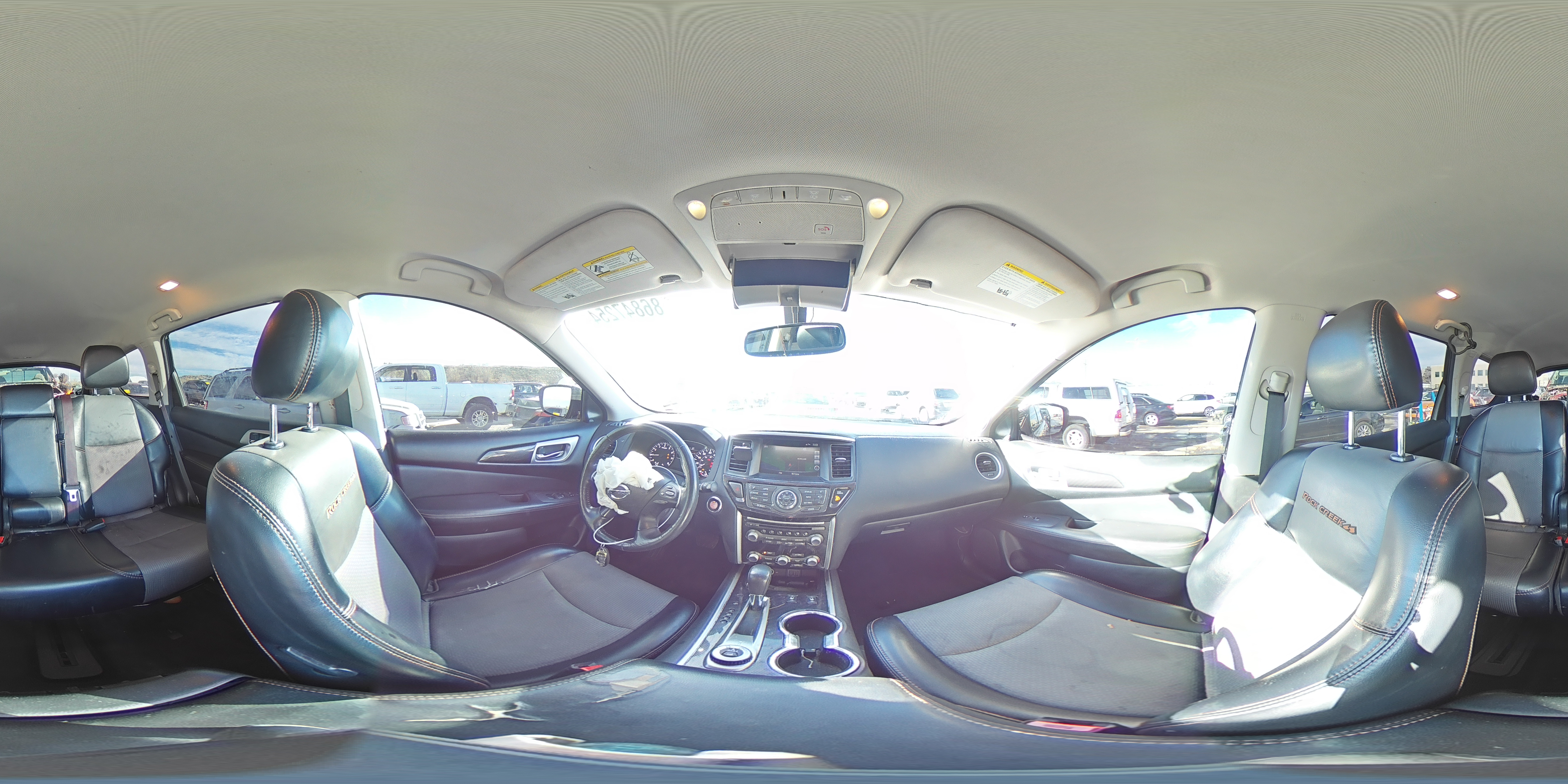 2019 Nissan Pathfinder - Image 15
