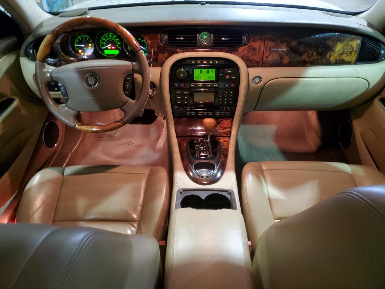 2006 Jaguar XJ - Image 8