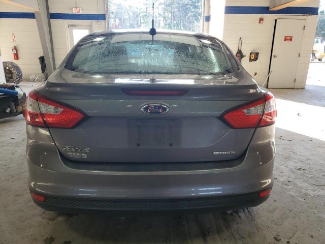  FORD FOCUS 2013 Silver