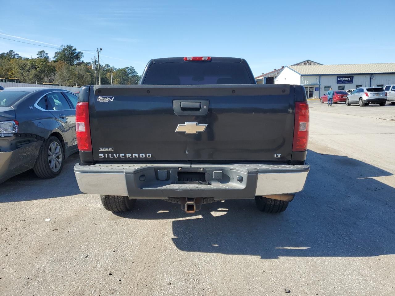 2011 Chevrolet Silverado - Image 6