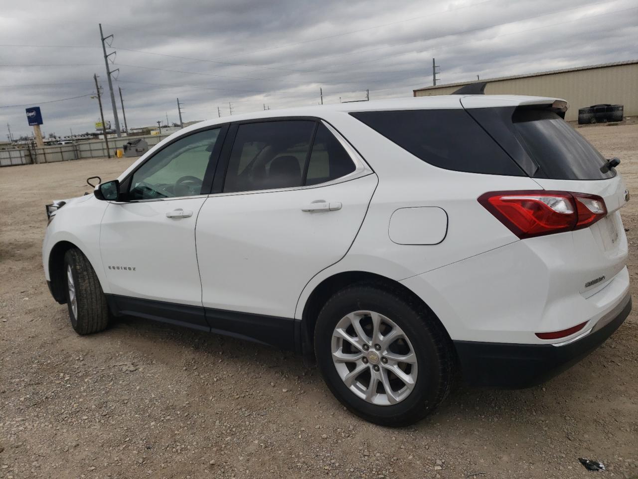 2019 Chevrolet Equinox - Image 2