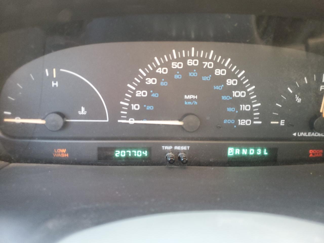 2000 Dodge Caravan - Image 9