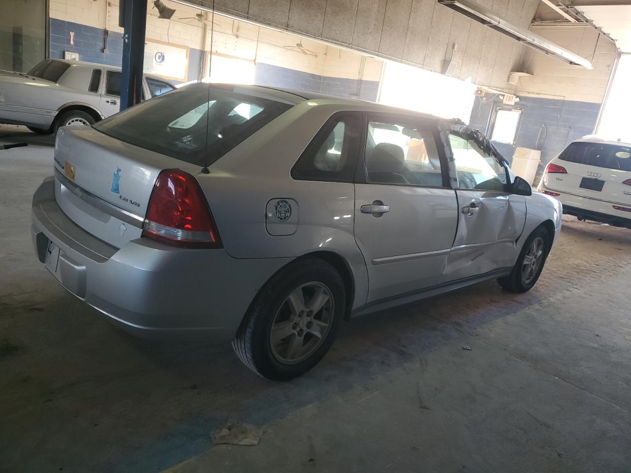 2004 Chevrolet Malibu - Image 3