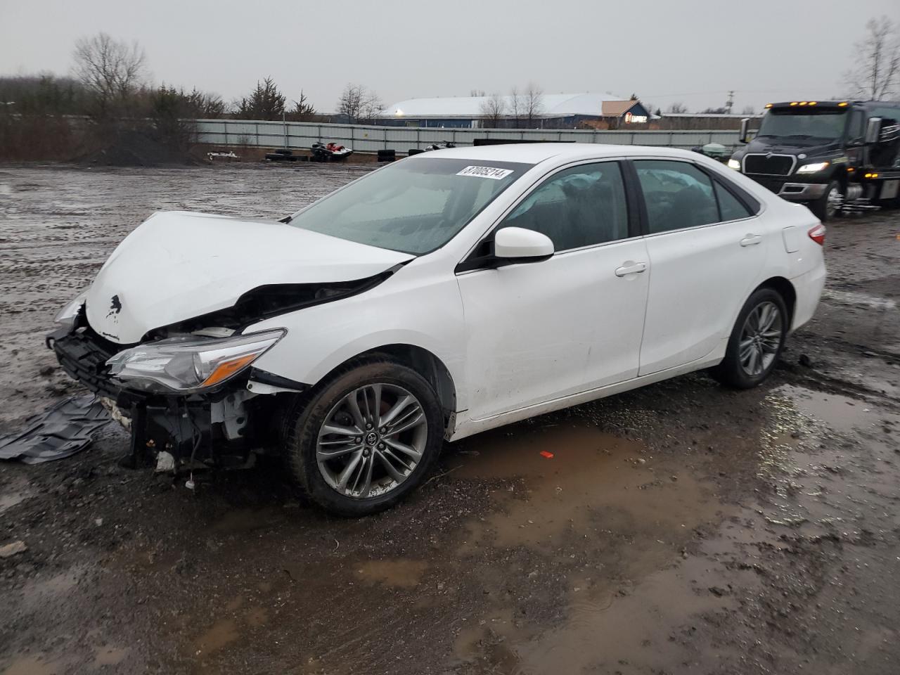 VIN 4T1BF1FK4HU675579 2017 TOYOTA CAMRY no.1