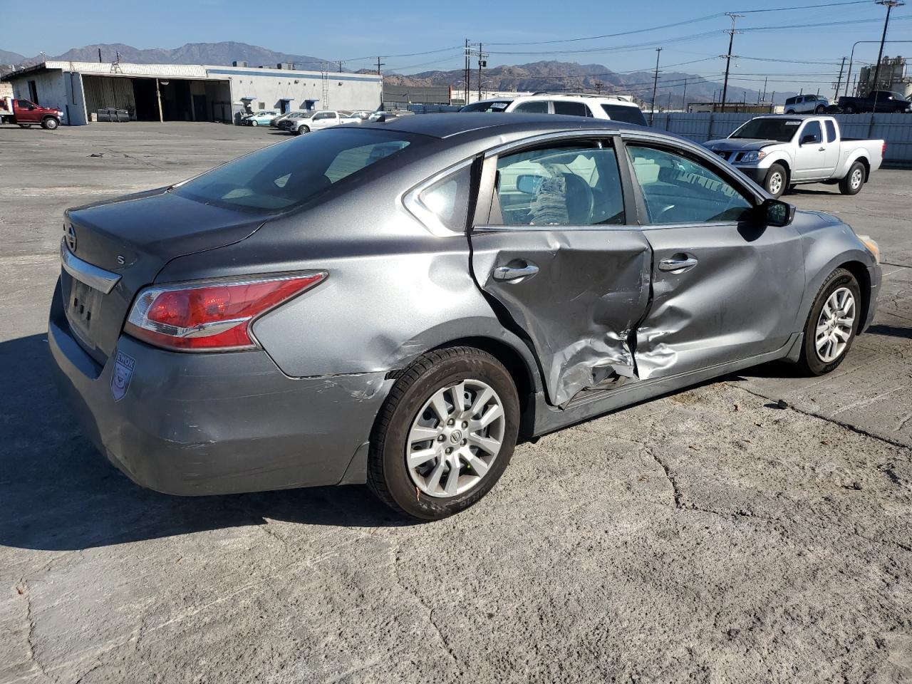 2015 Nissan Altima - Image 3