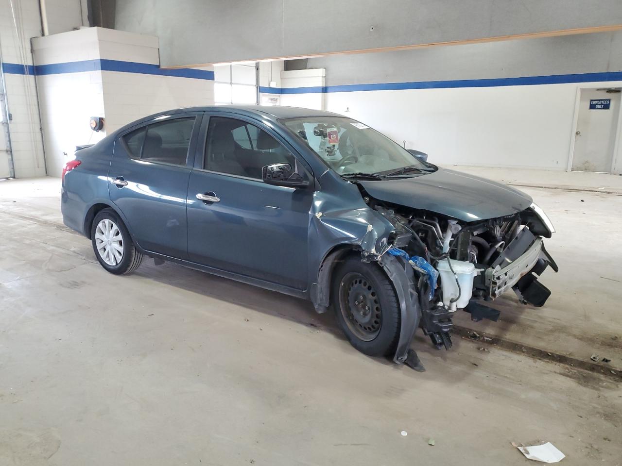 VIN 3N1CN7AP8GL853555 2016 NISSAN VERSA no.4