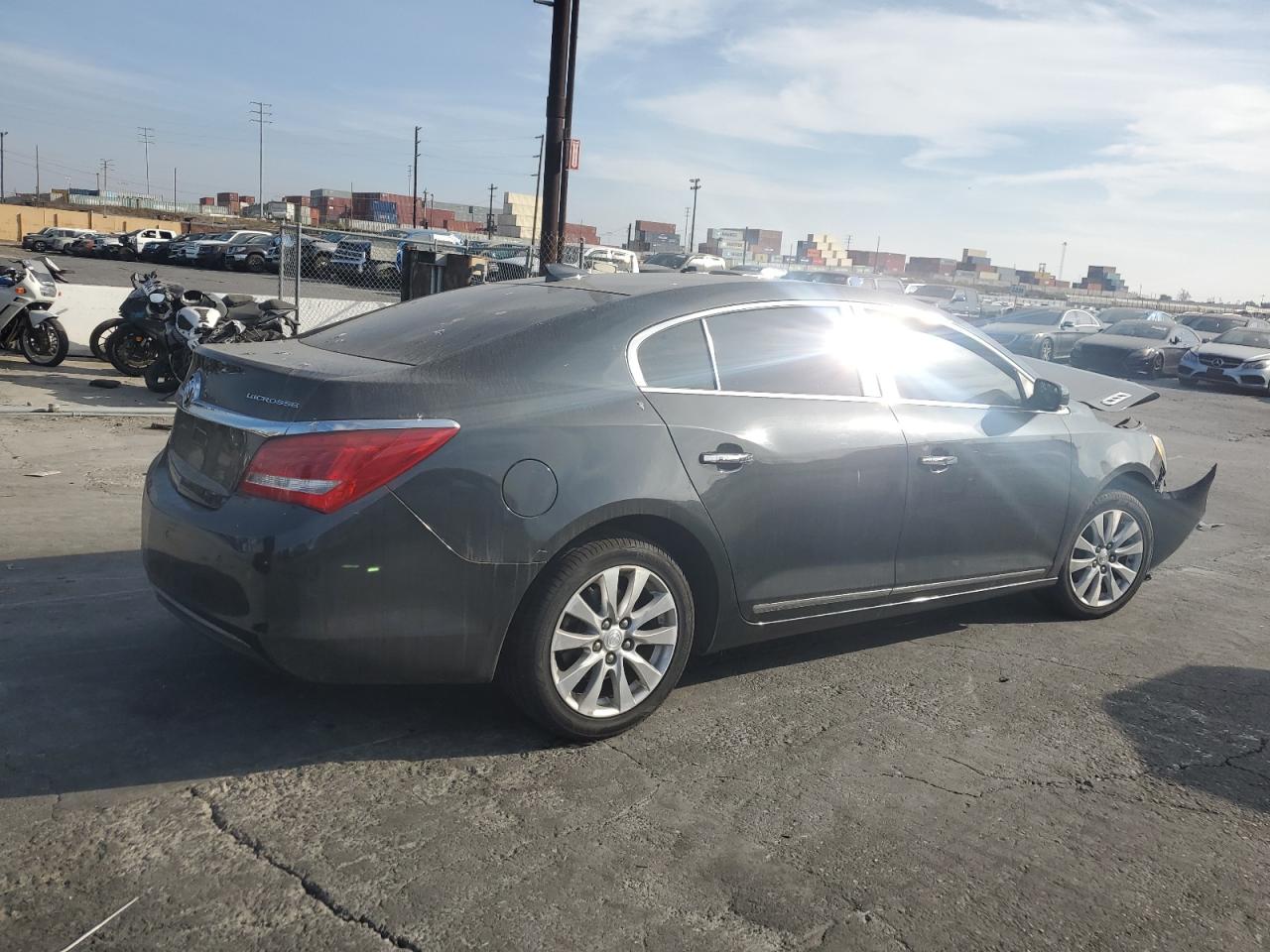 VIN 1G4GB5GR2FF264977 2015 BUICK LACROSSE no.3