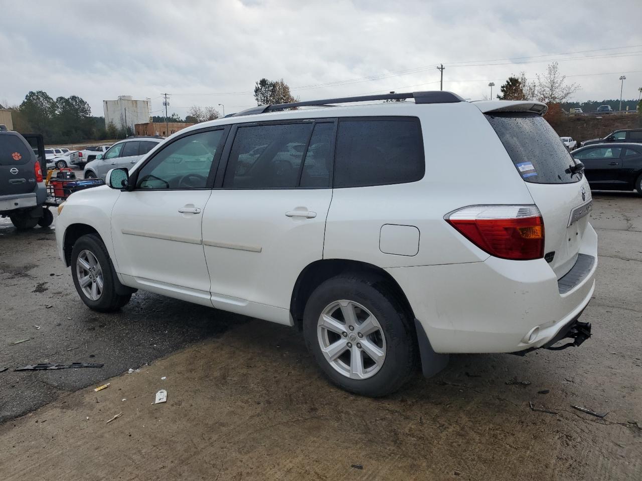 2010 Toyota Highlander - Image 2