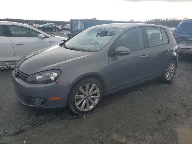 2013 Volkswagen Golf 