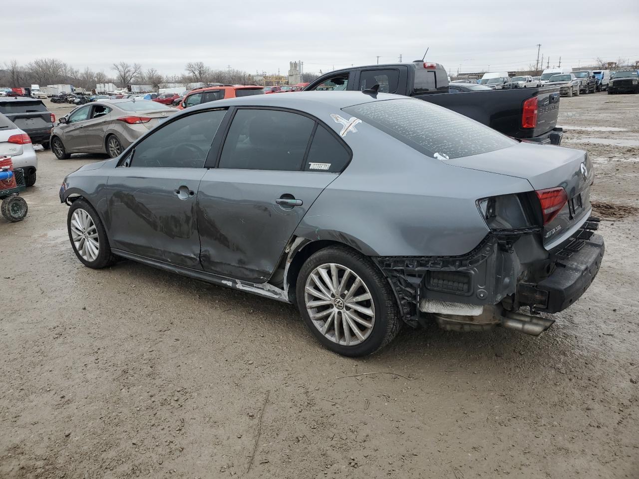 2016 Volkswagen Jetta - Image 2
