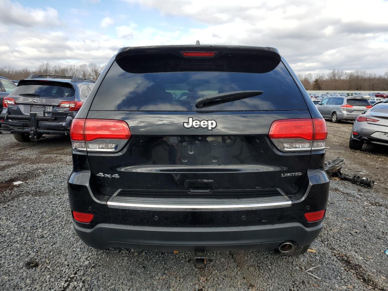 2018 Jeep Grand Cherokee - Image 6