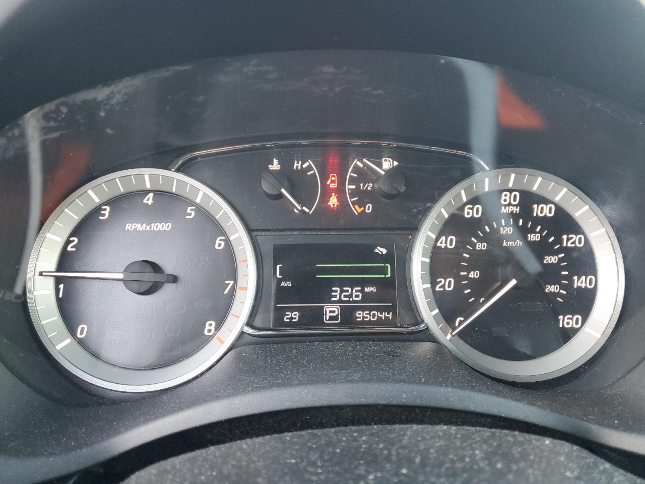 2015 Nissan Sentra - Image 9