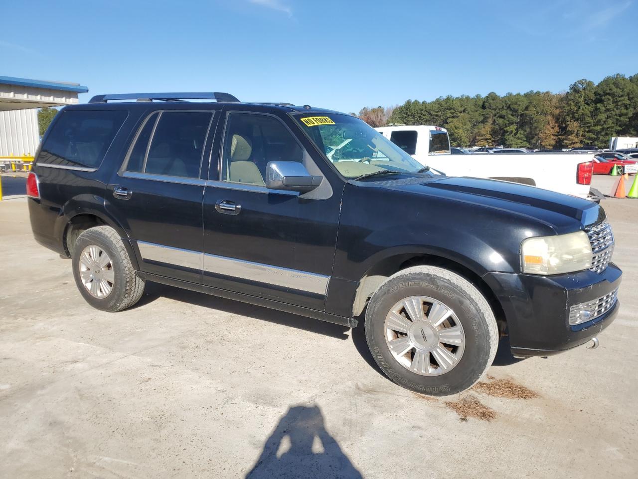 2007 Lincoln Navigator - Image 4