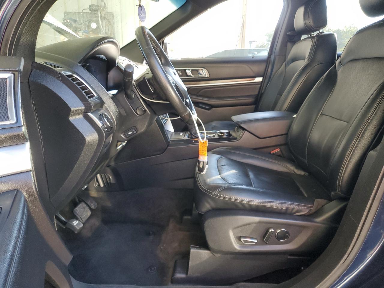 2016 Ford Explorer - Image 7