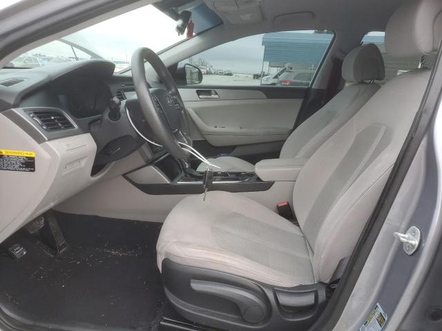 Sedans HYUNDAI SONATA 2016 Srebrny